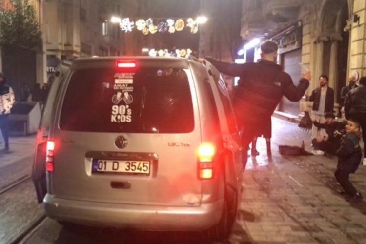 İstanbul'da şov yapan trafik magandaları polise yakalandı