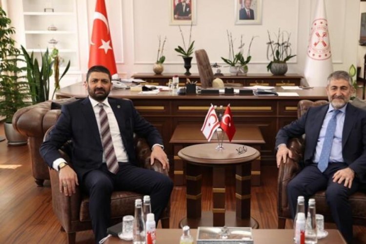 Bakan Nurettin Nebati, KKTC Maliye Bakanı  ile g&ouml;r&uuml;şt&uuml;