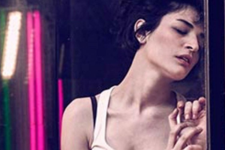 Gonca Vuslateri'den Will Smith'e: Eline Sağlık