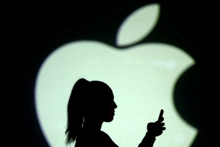 iPhone ve AirPod &uuml;retimi azalıyor