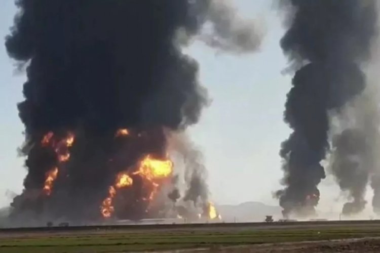 Petrol tankeri bomba gibi patladı! 1 &ouml;l&uuml;...