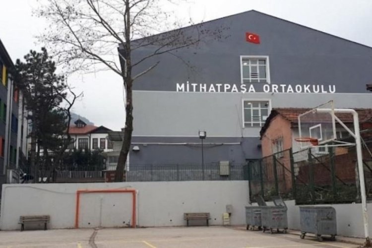 Bursa'da skandal olan okul müdürünün göreve geri döndüğü açıklandı