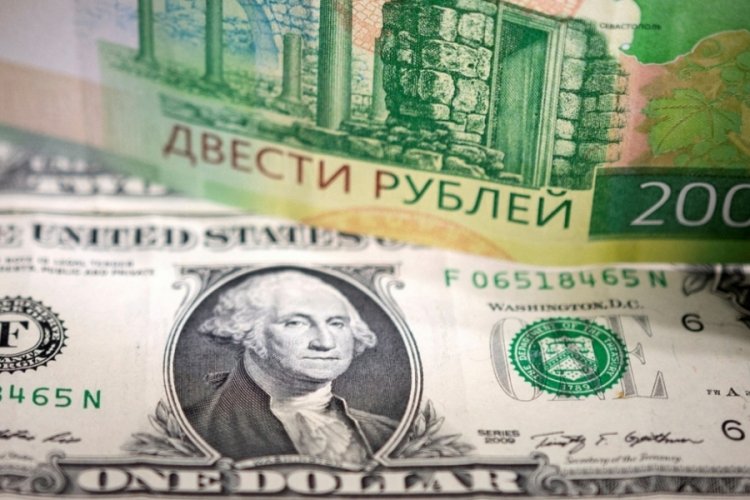 G7 &uuml;lkelerinden &ouml;demelerin Ruble ile yapılması teklifine red