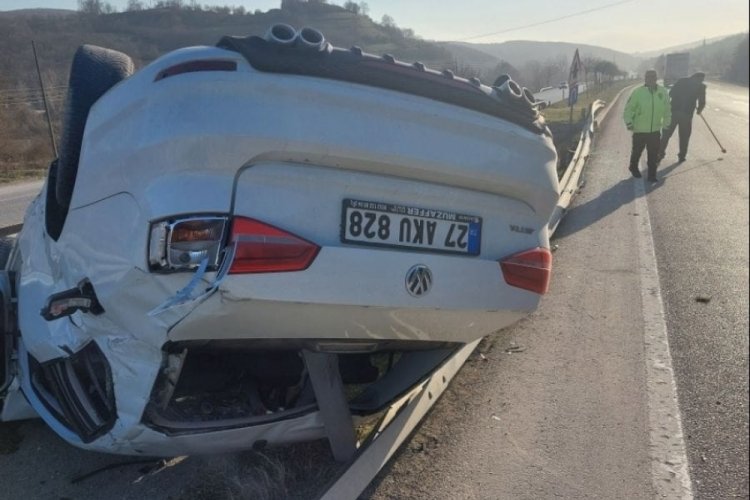 Samsun'da otomobil takla attı