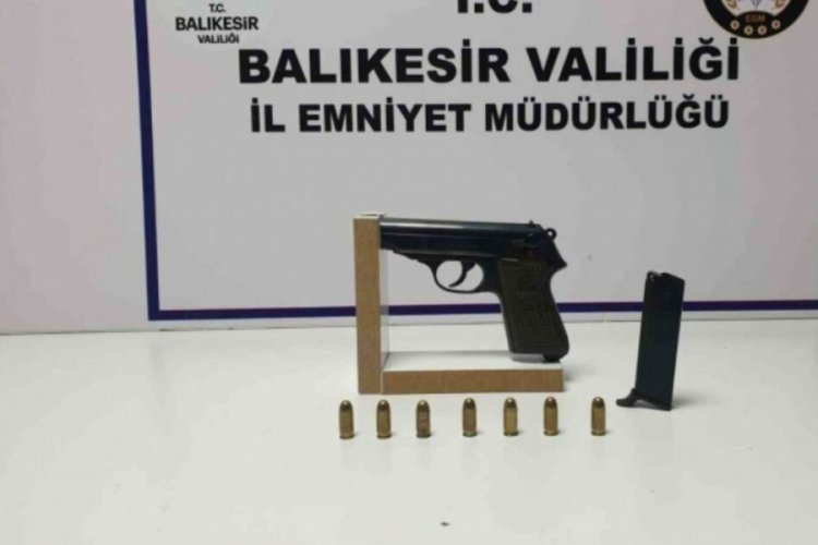 Balıkesir'de,  'Huzur' operasyonunda 277 şahısa g&ouml;zaltı