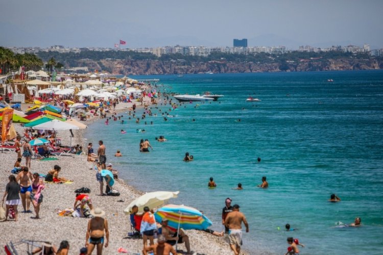 T&uuml;rkiye, turizmde d&uuml;nya d&ouml;rd&uuml;nc&uuml;s&uuml; oldu