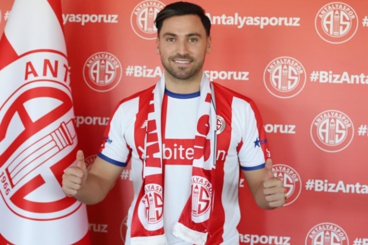 Sinan G&uuml;m&uuml;ş: Nuri Şahin futbol camiasında iz bırakacak