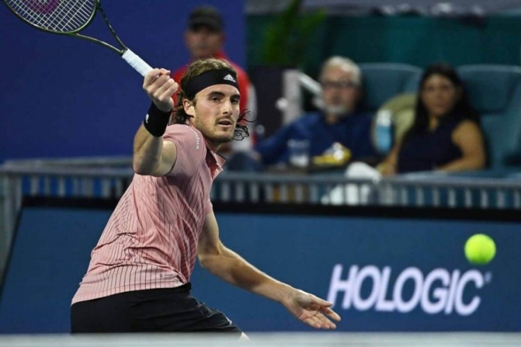 Naomi Osaka ile Stefanos Tsitsipas arasında set sayısı polemiği