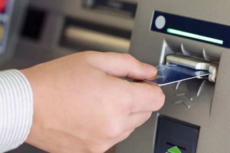 Ukrayna  ATM'lerde para kalmadı