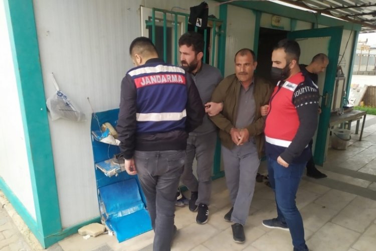 Cinayetten aylar sonra sahte kimlikle &ccedil;alışırken yakalandı