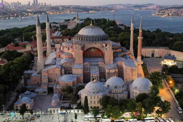 Ayasofya Camii'nde 88 yıl sonra bir ilk