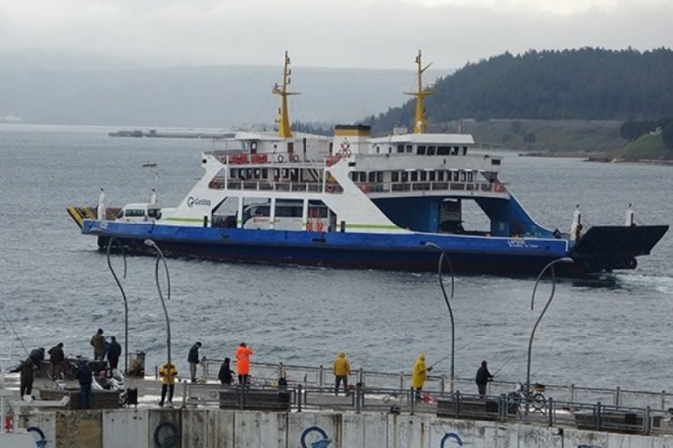 &Ccedil;anakkale'de ada seferleri iptal edildi