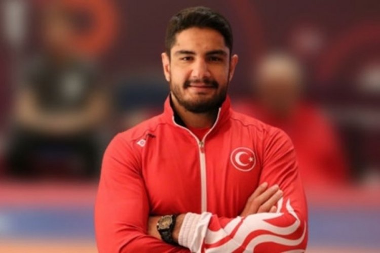 Taha Akg&uuml;l Avrupa şampiyonu oldu!