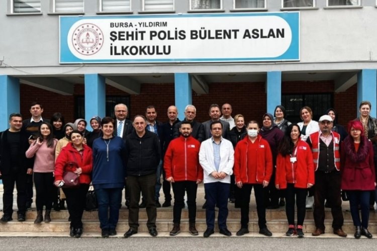 Bursa'da &ouml;ğretmen ve velilerden 'kan'panya