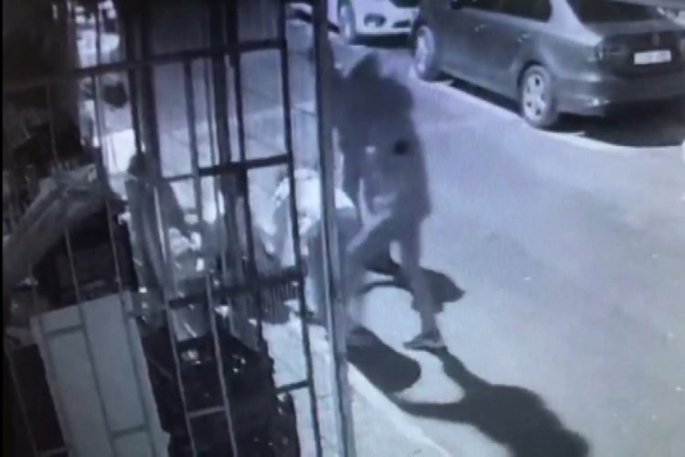 İstanbul'da hırsızlık girişimi iddiası sonrası yeni g&ouml;r&uuml;nt&uuml;ler