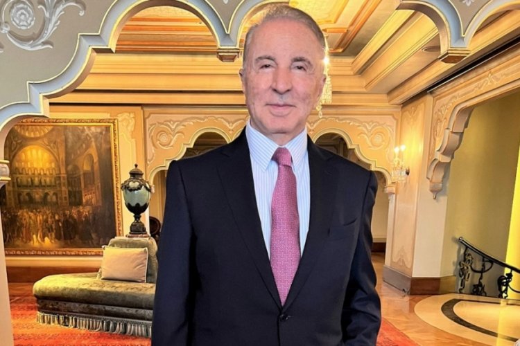 &Uuml;nal Aysal'dan başkan adaylığı kararı