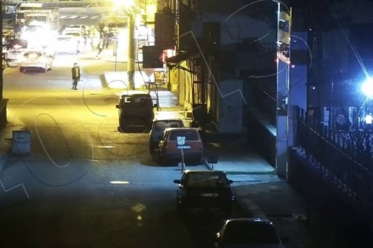 Kolye hırsızları 10 saatlik &ccedil;abayla bulundu
