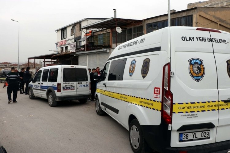 Kayseri'de komşusuyla kavga ederken araya giren ağabeyini vurdu