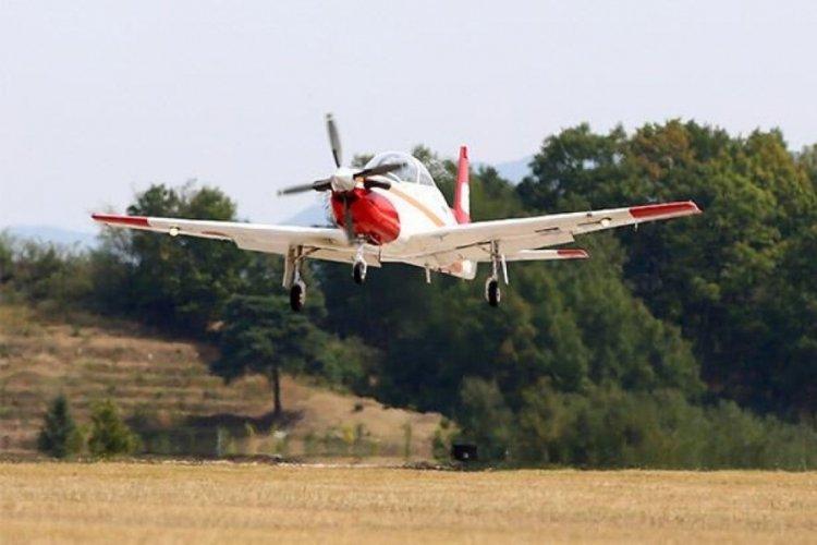 G&uuml;ney Kore'de iki eğitim u&ccedil;ağı &ccedil;arpıştı, 3 pilot &ouml;ld&uuml;