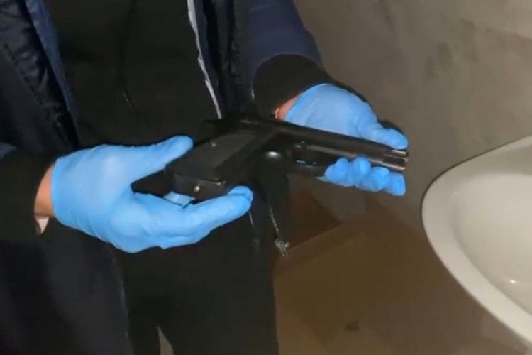Silah ticareti operasyonu: 8 g&ouml;zaltı