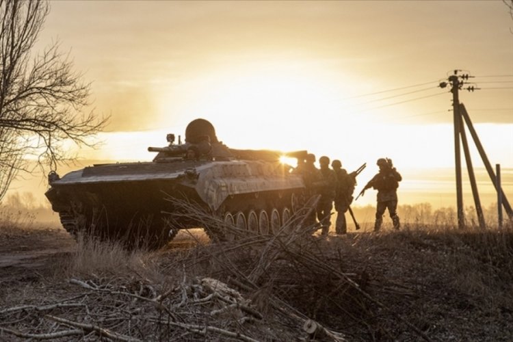 Rus ordusu Ukrayna'dan &ccedil;ekilmeye devam ediyor