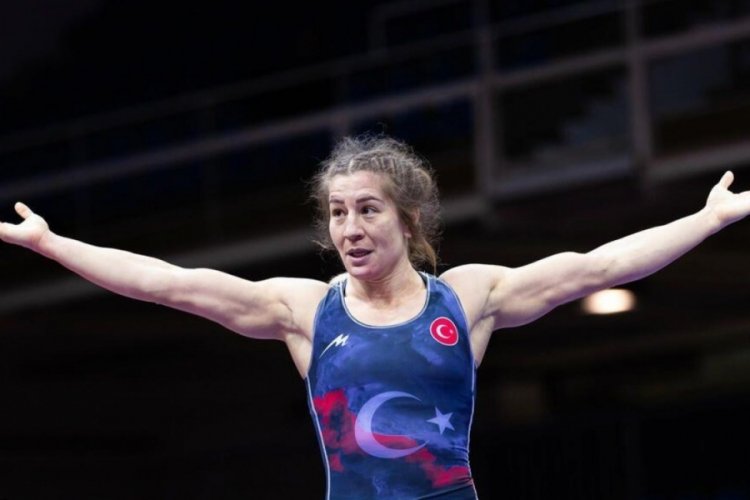 Milli sporcumuz Yasemin Adar, CW Enerji sponsorluğunda başarıya koşuyor