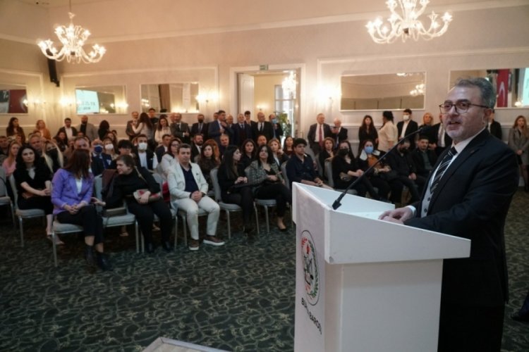 Bursa'da Avukatlar G&uuml;n&uuml; erken kutlandı