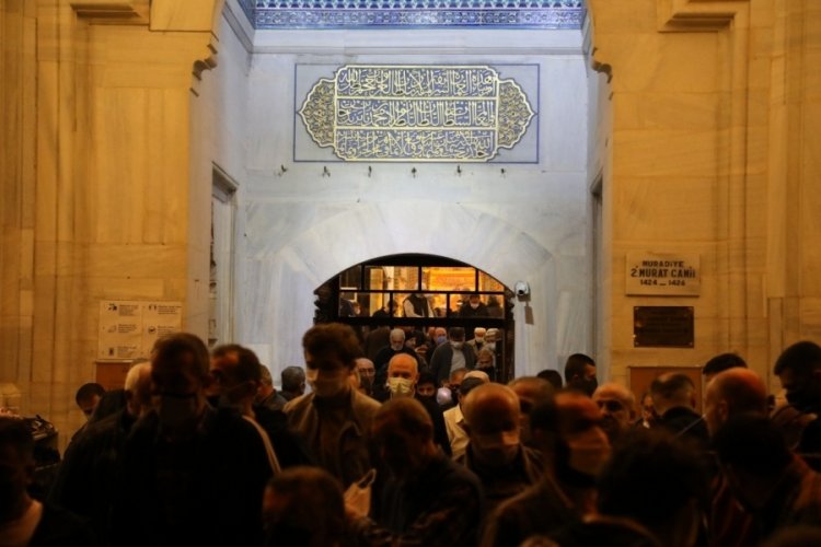 Bursa'da ilk teravih, Muradiye'de