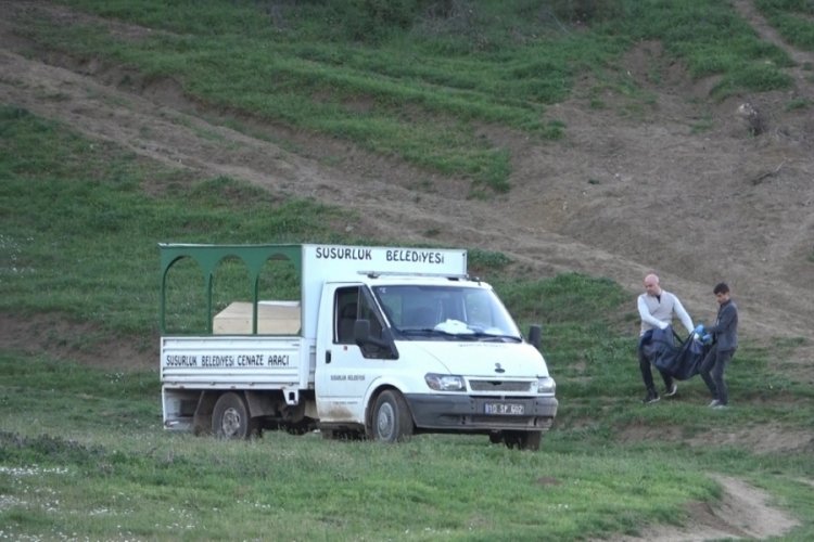 Susurluk'ta anne ve oğlu silahla &ouml;ld&uuml;r&uuml;lm&uuml;ş olarak bulundu