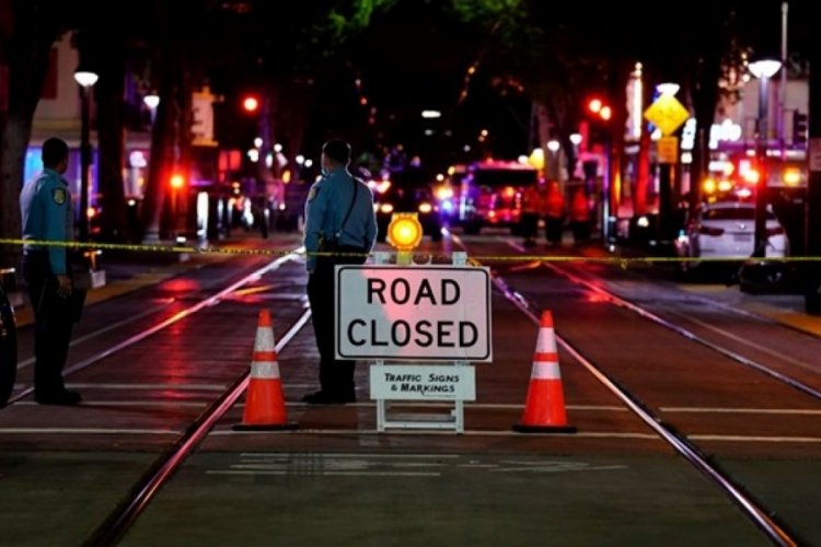 Sacramento kentinde silahlı saldırı: 6 &ouml;l&uuml;, 9 yaralı
