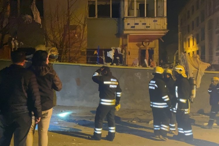 Sivas'ta korkutan patlama: 4 yaralı