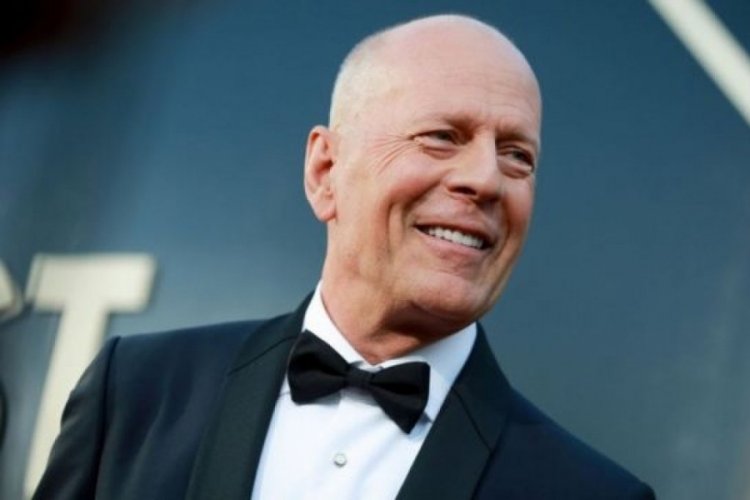 Bruce Willis hastalığı nedeniyle m&uuml;lklerini zararına sattı