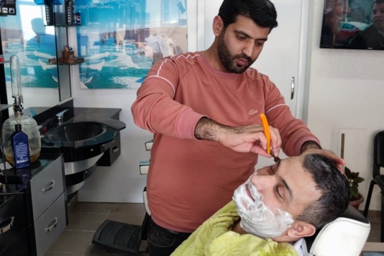 Sa&ccedil; sakal tıraşını 20 TL'ye sabitledi
