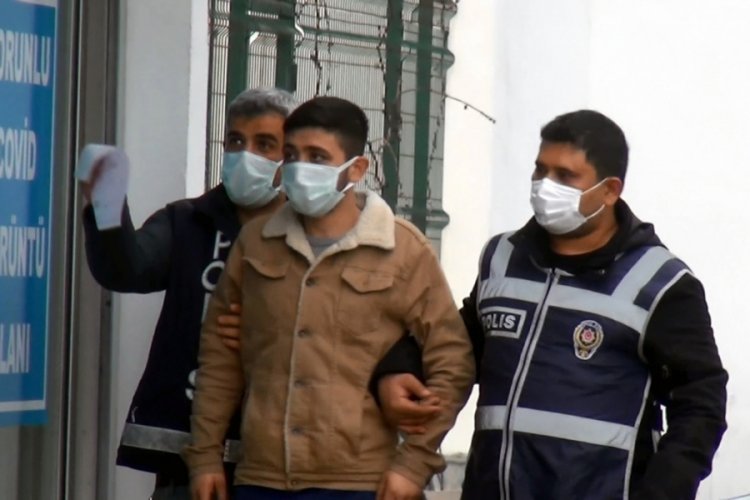 Adana'da para istediği ailesini &ouml;l&uuml;mle tehdit etti, tutuklandı