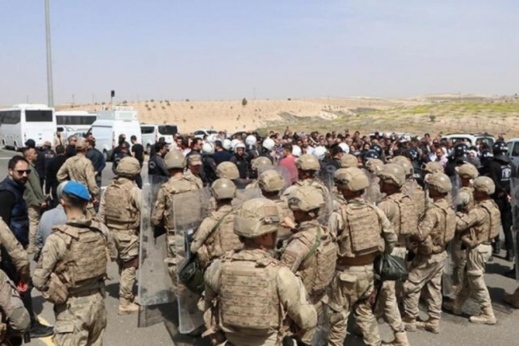 Şanlıurfa'da Abdullah &Ouml;calan gerginliği