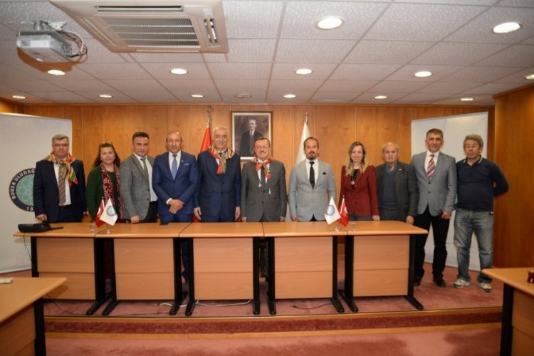 Bursa U&Uuml;'den Y&ouml;r&uuml;k T&uuml;rkmenlerine akademik ve bilimsel destek