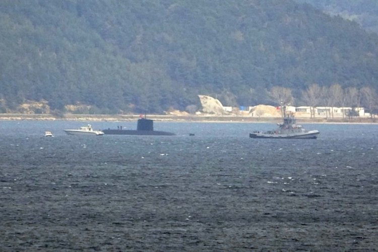 Dumlupınar Denizaltısı şehitleri anıldı