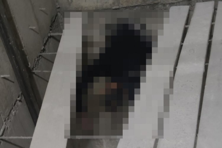 Asans&ouml;r boşluğuna d&uuml;şen iş&ccedil;i hayatını kaybetti