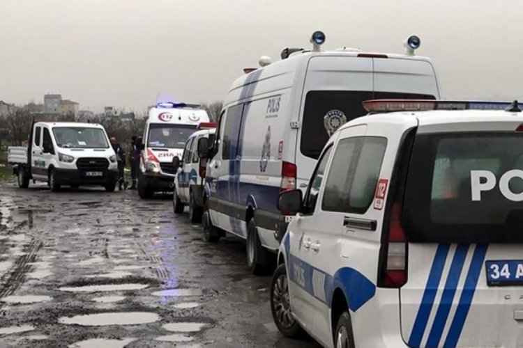 İstanbul'da K&uuml;&ccedil;&uuml;k&ccedil;ekmece G&ouml;l&uuml; kıyısında, erkek ceseti bulundu