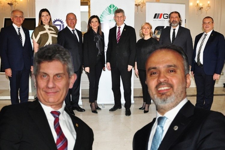 BUSİAD geleneksel iftar'da bir araya geldi