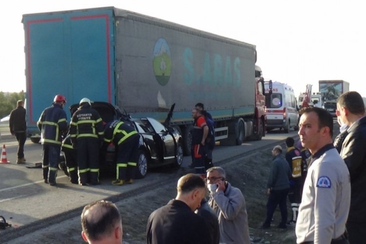 Rekt&ouml;r&uuml;n şof&ouml;r&uuml; trafik kazasında hayatını kaybetti