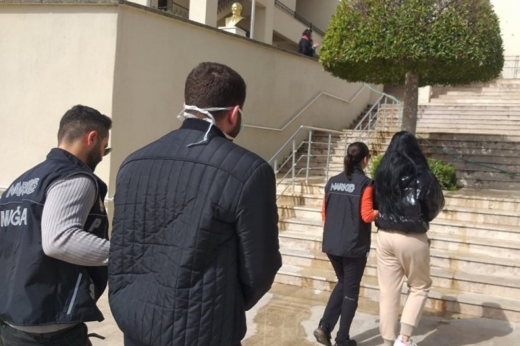 1,5 milyon TL'lik uyuşturucu madde ele ge&ccedil;irildi