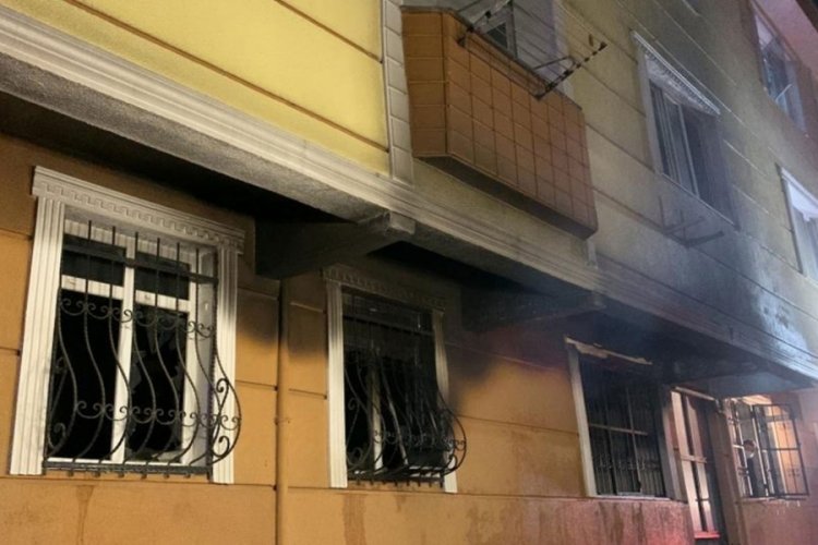Komşularının kabusu olmuştu, evinde yangın &ccedil;ıktı