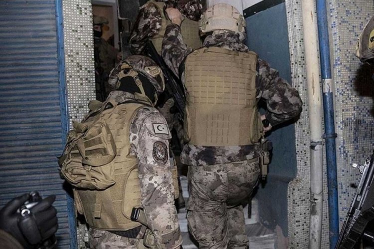 İstanbul'da ter&ouml;r operasyonunda 16 ş&uuml;pheliye g&ouml;zaltı