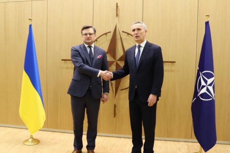 Bakan Kuleba, Stoltenberg ile g&ouml;r&uuml;şt&uuml;