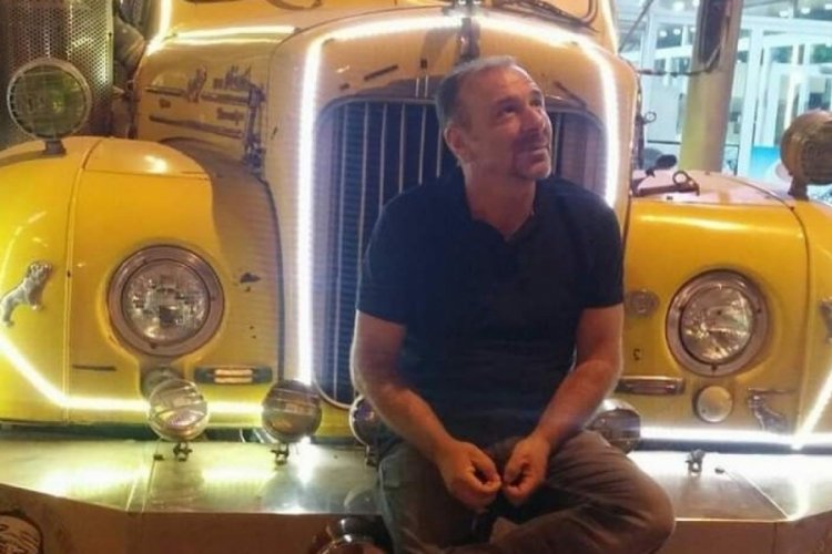 Evinde defalarca bı&ccedil;aklanan adam hayatını kaybetti