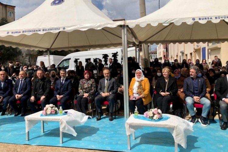 Bursa'da H&uuml;rriyet Ana Kucağı &Ccedil;ocuk Eğitim Merkezi a&ccedil;ıldı