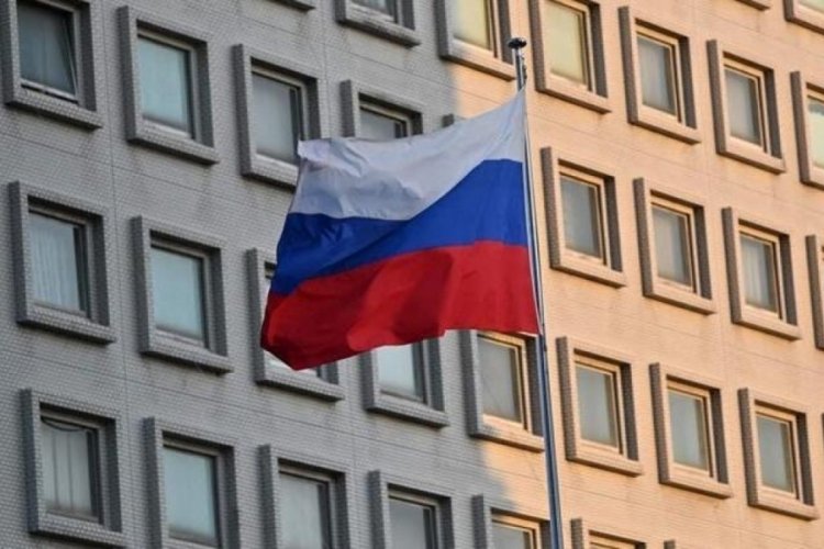 Japonya, diplomatlar dahil Rus vatandaşlarını sınır dışı edecek