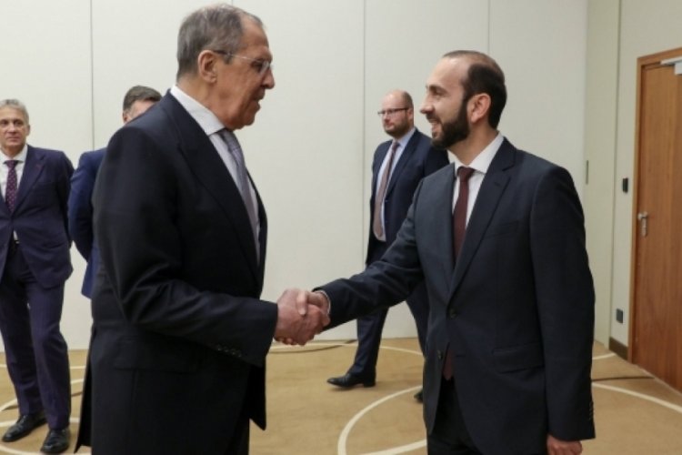 Lavrov&nbsp;ve&nbsp;Mirzoyan Moskova'da buluştu