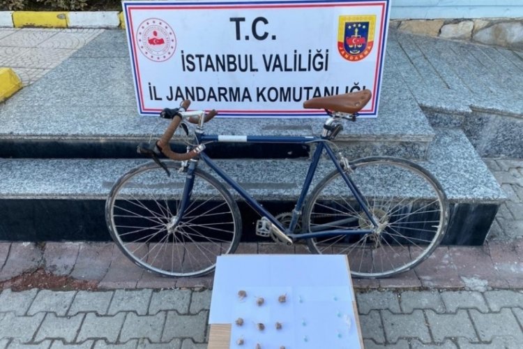 Bisikletli uyuşturucu satıcısı kıskıvrak yakalandı